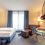 Mercure Muenchen Airport 4*