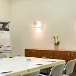 Mercure Muenchen Airport 4*
