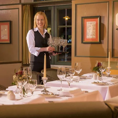 Mercure Muenchen Airport Hotel 4*