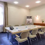 Mercure Muenchen Airport 4*