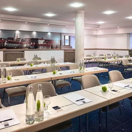Otel Mercure Muenchen Airport 4*