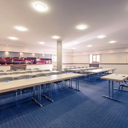 Hotel Mercure Muenchen Airport 4*