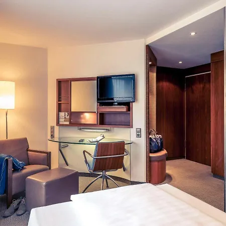 Mercure Muenchen Airport 4*