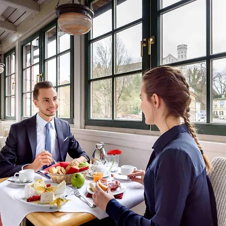 Mercure Muenchen Airport 4*