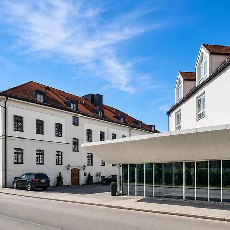 Mercure München Airport 4*