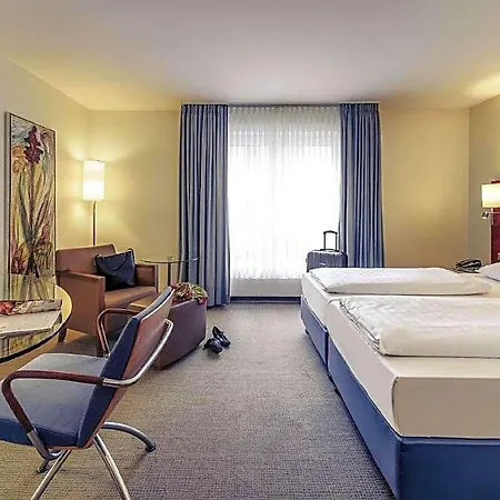 Sunday Muenchen Airport Отель 4*