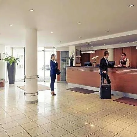 Sunday Muenchen Airport Szálloda 4*