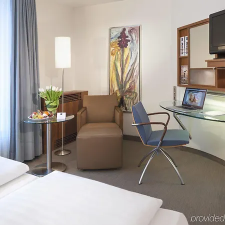 Mercure München Airport Hotel 4*