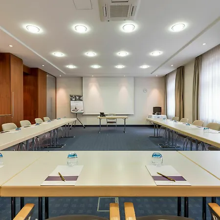 Mercure Muenchen Airport Hotel 4*