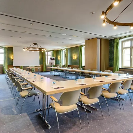 Mercure Muenchen Airport Hotel 4*