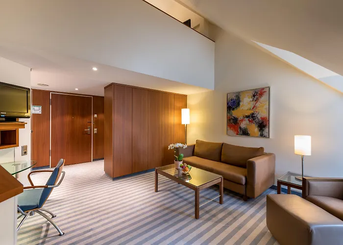 Mercure München Airport 4*