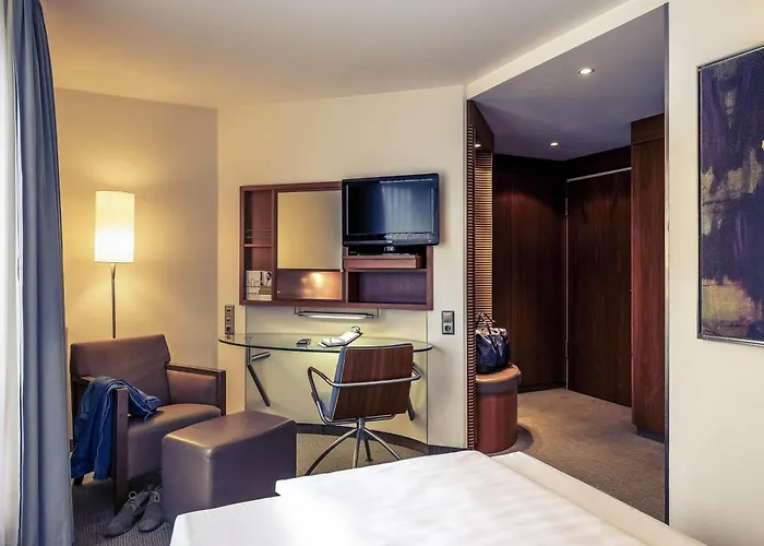 Mercure München Airport Hotel 4*